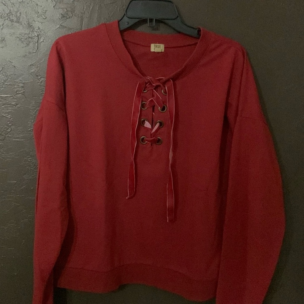 True craft sweater